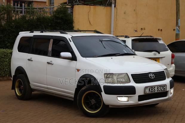 Toyota Succeed 2005 White