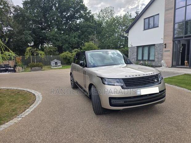 Land Rover Range Rover 2023 Gold