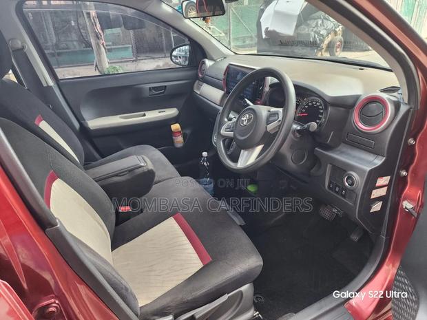 Toyota Passo 2016 Maroon