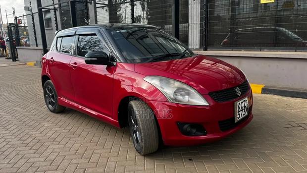 Suzuki Swift 2013 Red