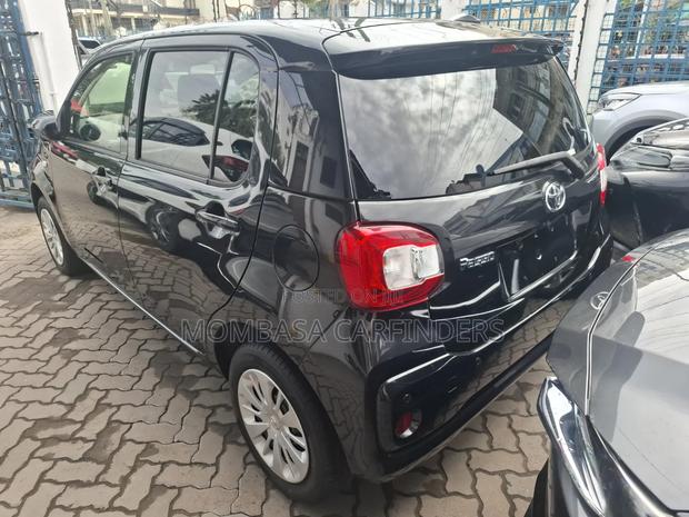 Toyota Passo 2019 Black