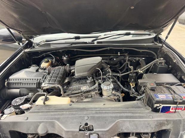 Toyota Land Cruiser Prado 2006 Silver