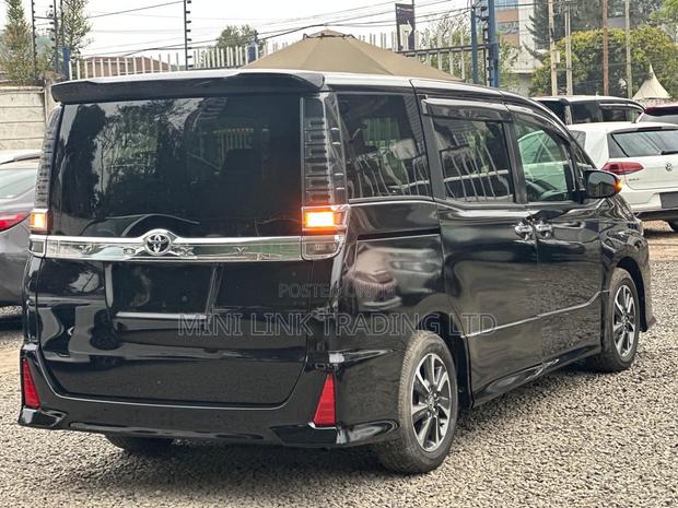 Toyota Voxy ZS Kirameki II 2WD 7-Seater 2020 Black
