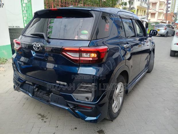 Toyota Raize 2020 Blue