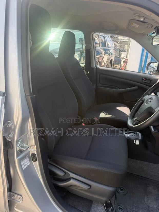 Toyota Probox 2019