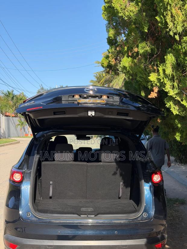 Mazda CX-8 2018 Blue