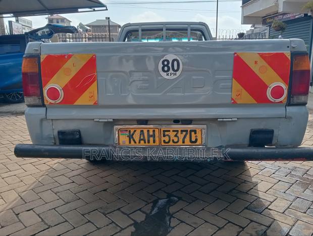 Mazda 2 1996 Gray