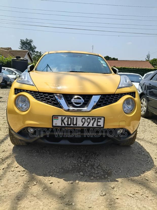 Nissan Juke 2018 Yellow