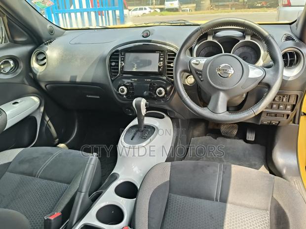 Nissan Juke 2018 Yellow