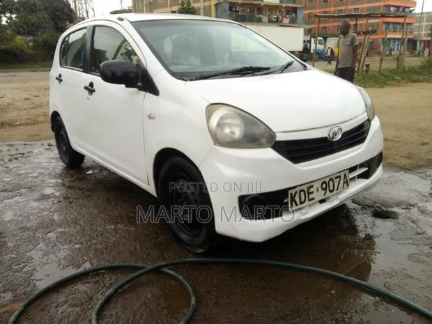 Daihatsu Mira 2014 White