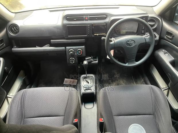 Toyota Probox 2014 White