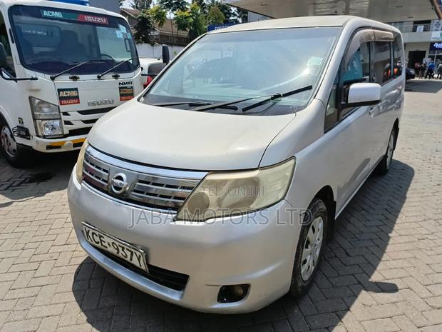 Nissan Serena 2008 Silver