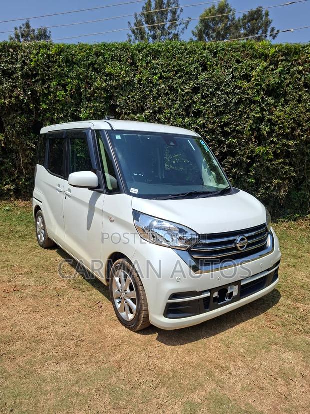 Nissan Dayz Roox 2019 Pearl