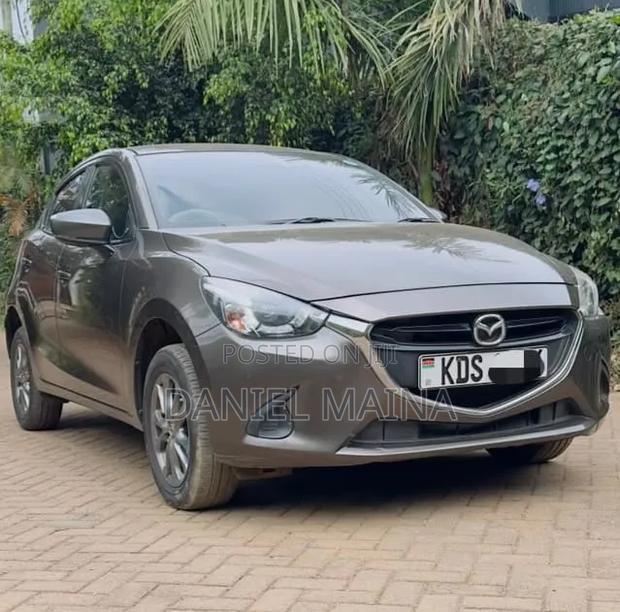 Mazda Demio 2018 Gray
