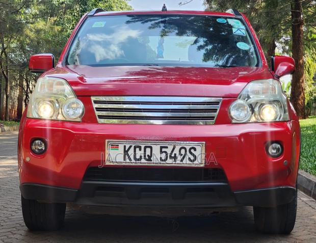 Nissan X-Trail 2010 Red