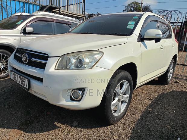 Toyota RAV4 2010 Black