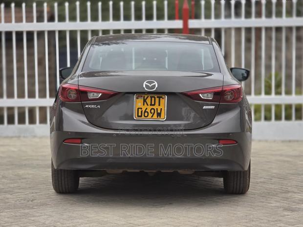 Mazda Axela 2018 Gray