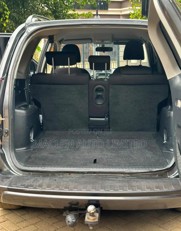 Toyota RAV4 2010 Gray