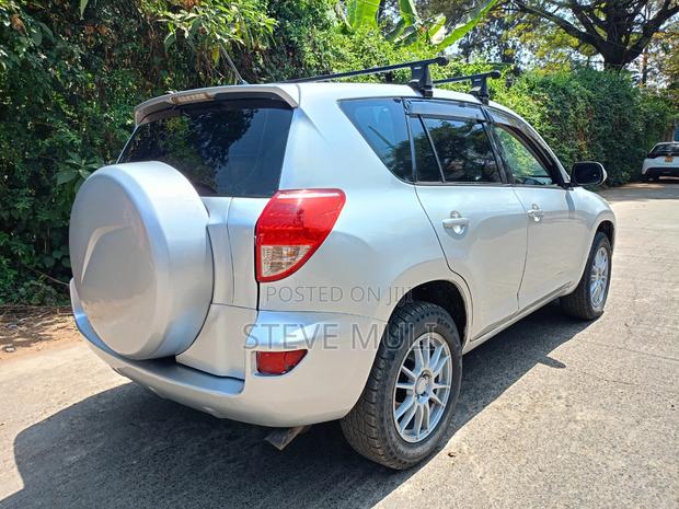 Toyota RAV4 2007 Silver