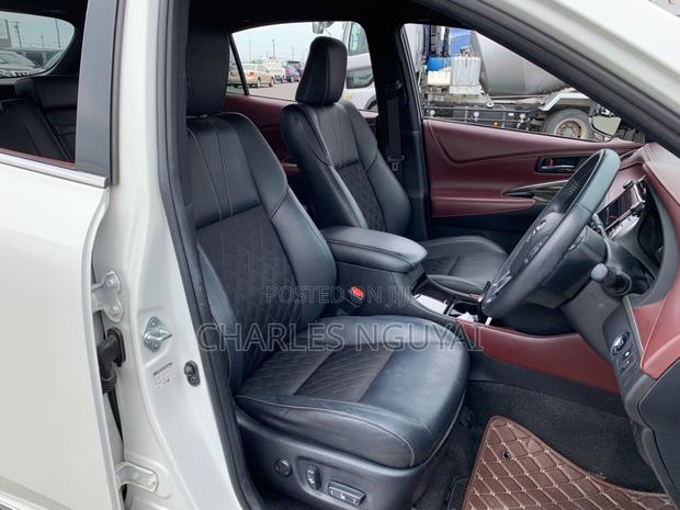Toyota Harrier 2.0 2014 White