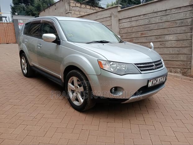 Mitsubishi Outlander 2009 Silver
