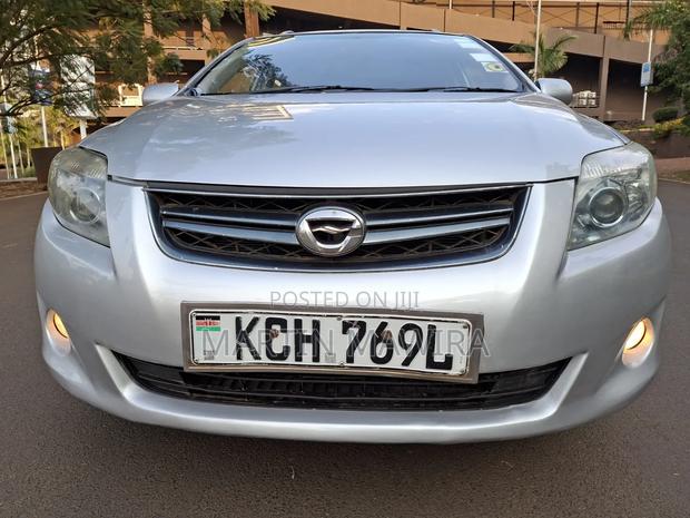 Toyota Corolla Fielder 2011 Silver