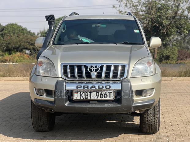 Toyota Land Cruiser Prado 2005 Beige