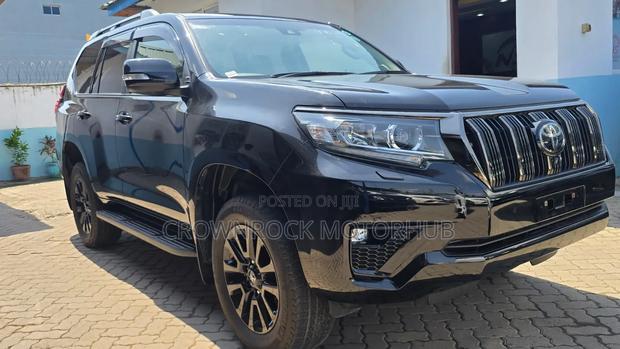 Toyota Land Cruiser Prado 2020 Black