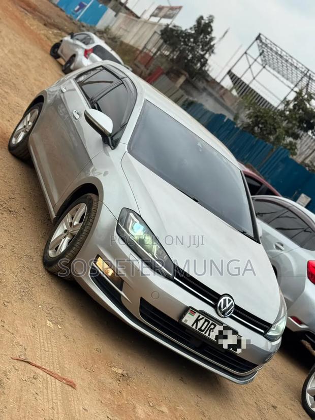 Volkswagen Golf 2016 Silver