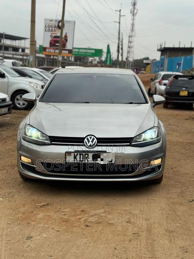 Volkswagen Golf 2016 Silver