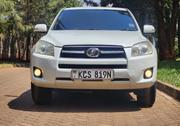 Toyota RAV4 2011 White for sale