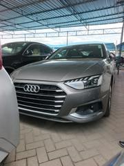 Audi A4 Premium Plus 2022 Gray for sale