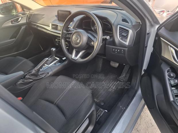 Mazda Axela 2019 Silver