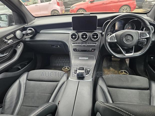 Mercedes-Benz GLC-Class 2019 Black