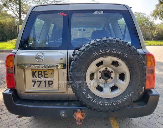 Nissan Patrol 2008 Silver