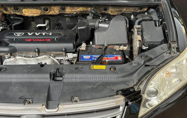Toyota Vanguard 2013 Black