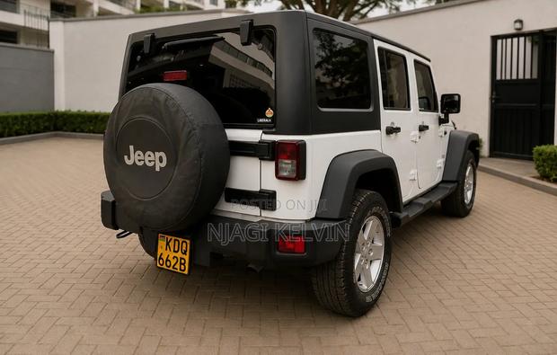 Jeep Wrangler Sport 4x4 2016 White