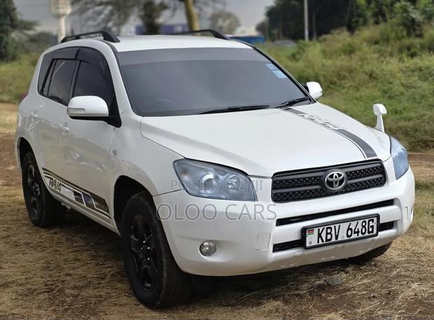 Toyota RAV4 2008 White