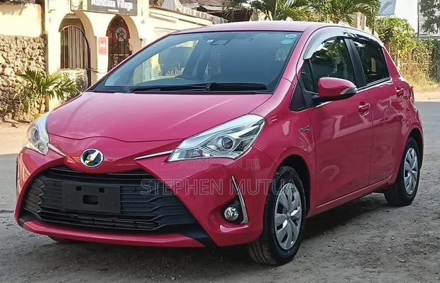 Toyota Vitz 1.5 FWD Hybrid 5dr 2019
