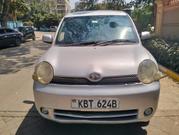 Toyota Sienta 2005 Silver for sale