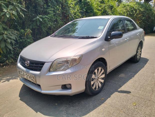 Toyota Axio 2009 Silver
