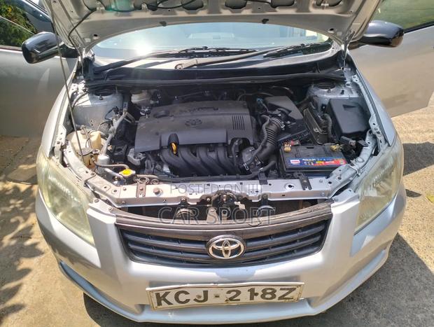 Toyota Axio 2009 Silver
