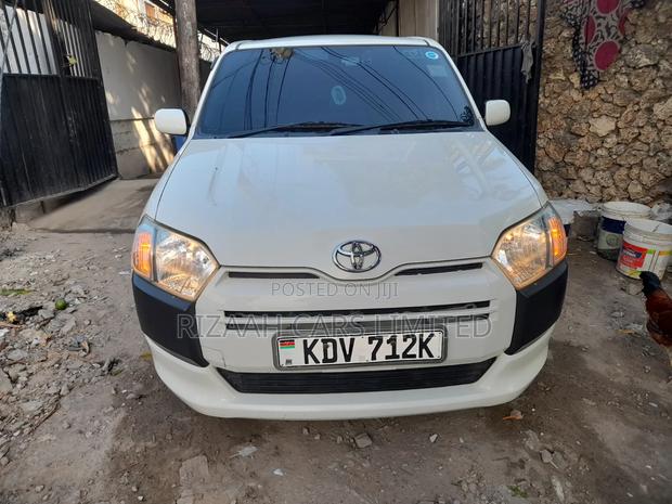 Toyota Probox 2018 White