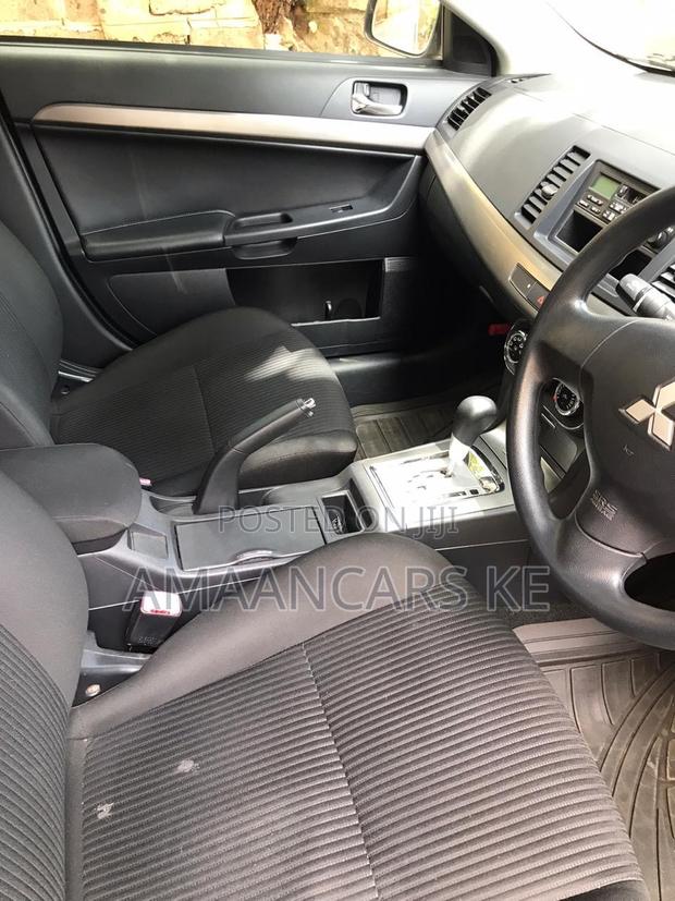Mitsubishi Galant 2012 White