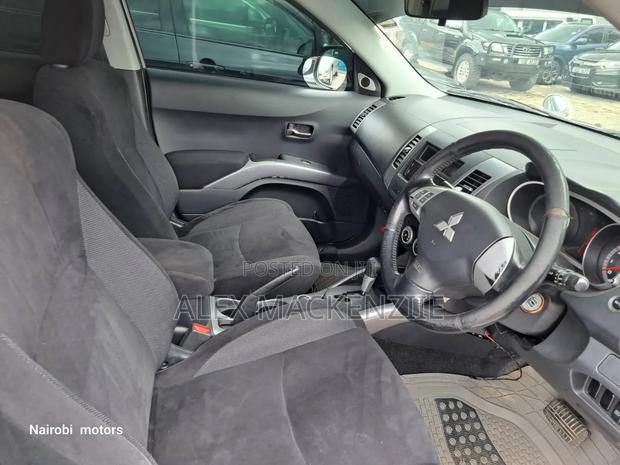Mitsubishi Outlander 2007 Silver