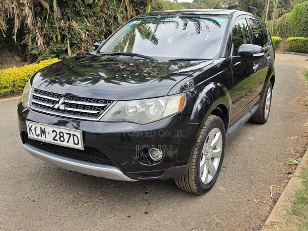 Mitsubishi Outlander 2010 Black