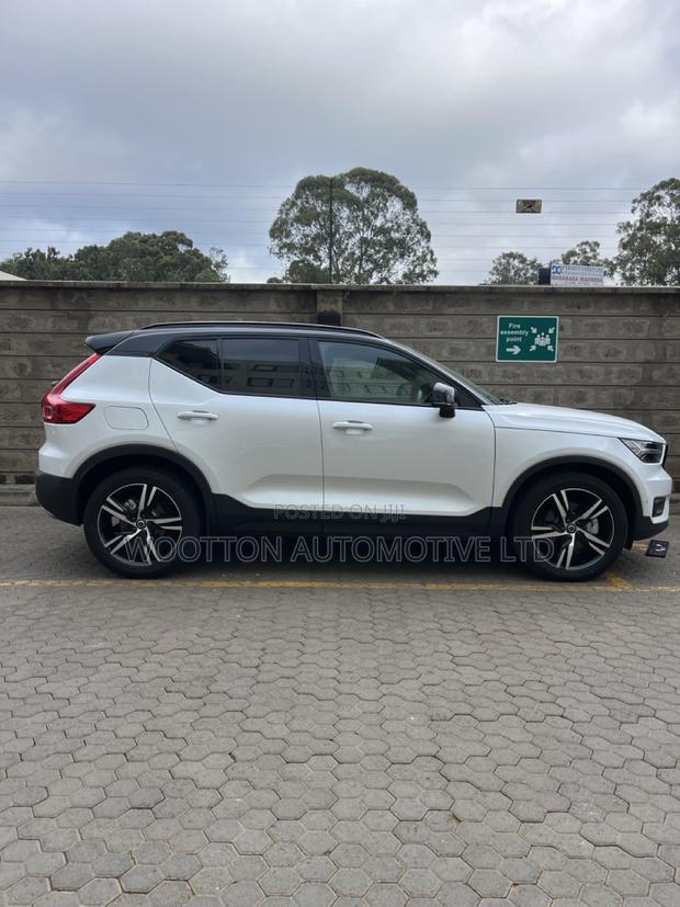 Volvo XC40 2019 White