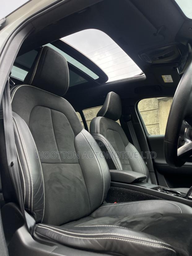 Volvo XC40 2019 White