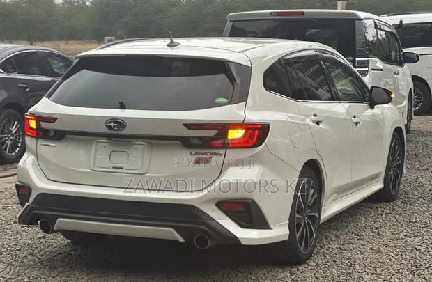 Subaru Levorg 2020 White