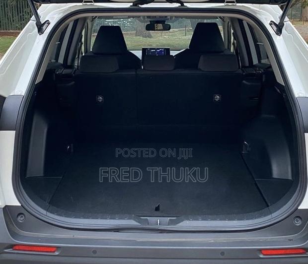 Toyota RAV4 2020 White